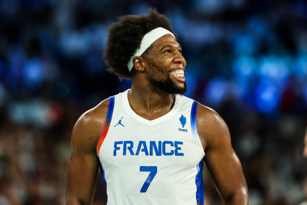 亚布塞莱谈重返NBA：渴望再次证明自己